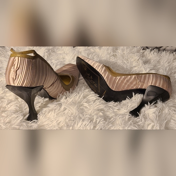 Fluevog - Memories sample S 7 - Picture 6 of 10